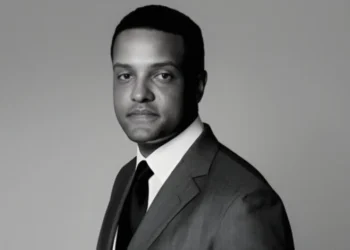 Franck Hertz, l’ombre discrète qui s’approche du pouvoir