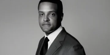 Franck Hertz, l’ombre discrète qui s’approche du pouvoir